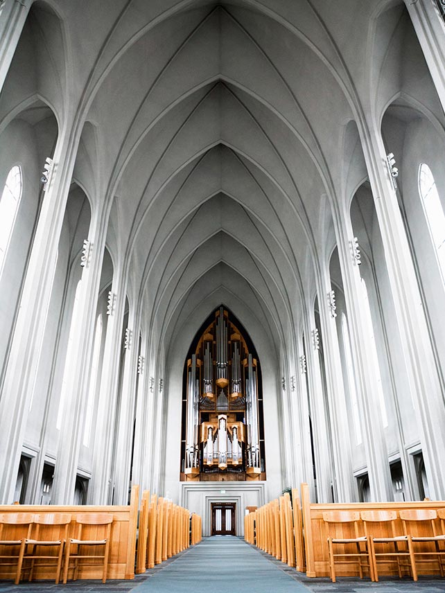 The stunning Hallgrimskirkja church in Reykjavik. Photo credit: powerofforever.