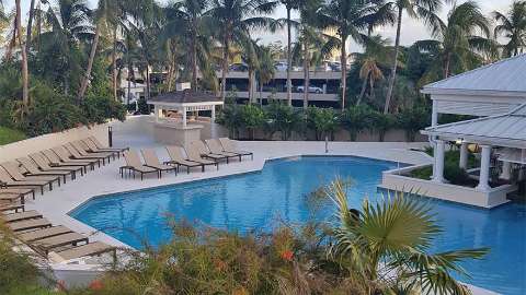 Accommodation - Comfort Suites Paradise Island - Pool view - Nassau