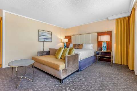 Accommodation - Hotel Omni Mont-Royal - Guest room - Montreal