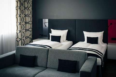Accommodation - Vienna House by Wyndham Andel's Berlin - Guest room - BERLIN
