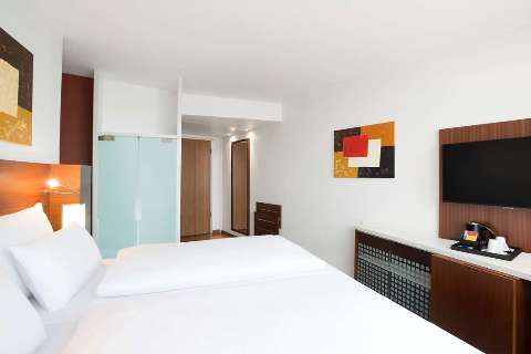 Accommodation - NH Frankfurt Niederrad - Guest room - Frankfurt am Main