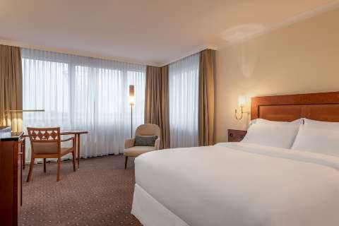 Accommodation - The Westin Grand Munich - Guest room - Munich