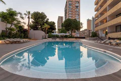 Accommodation - HALLEY HOTEL & APARTMENTS AFFILIATED BY MELIA - Pool view - Benidorm