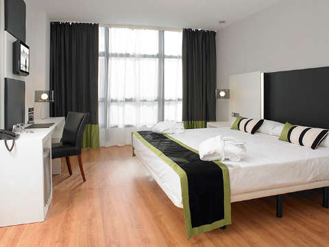 Accommodation - Vincci Malaga - Guest room - Malaga