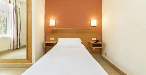 Accommodation - Hoteles Globales Reina Cristina - Guest room - ALGECIRAS