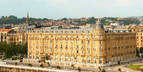 Accommodation - Maria Cristina, a Luxury Collection Hotel - Exterior view - San Sebastian