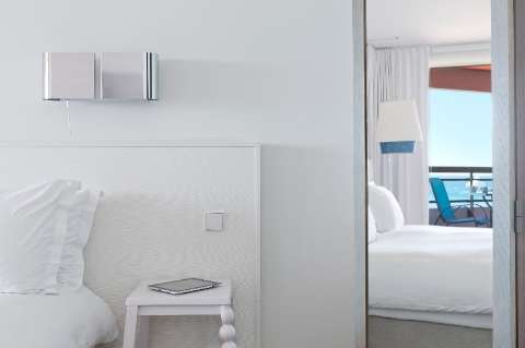 Accommodation - Pullman Cannes Mandelieu Royal Casino - Guest room - MANDELIEU LA NAPOULE
