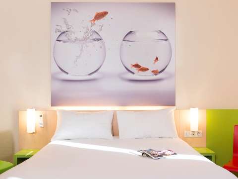 Accommodation - ibis Styles Paris Roissy-CDG - Guest room - Roissy En France