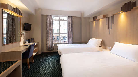 Accommodation - Tavistock - Guest room - London