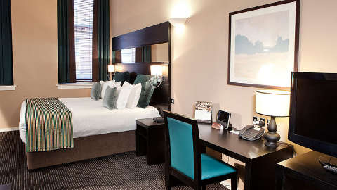 Accommodation - Fraser Suites Glasgow - Guest room - Glasgow