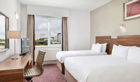 Accommodation - Leonardo Hotel Newcastle - Guest room - NEWCASTLE