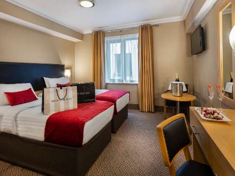 Accommodation - Academy Plaza Hotel - Guest room - Dublin
