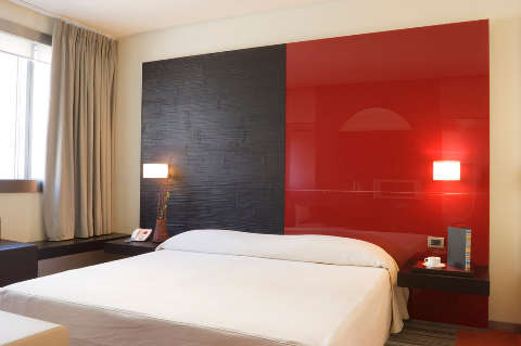 Accommodation - T Hotel - Guest room - CAGLIARI