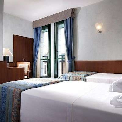 Accommodation - Raffaello - Guest room - Milan