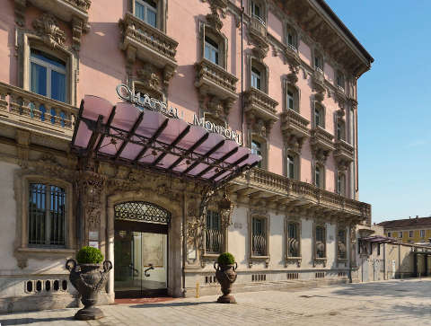 Accommodation - Chateau Monfort - Guest room - MILANO