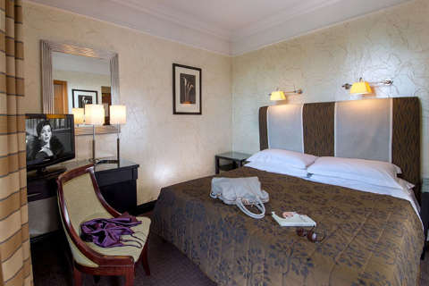 Accommodation - Panama Garden - Guest room - Rome
