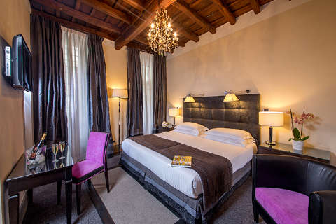 Accommodation - The Inn At The Roman Forum - Guest room - Rome