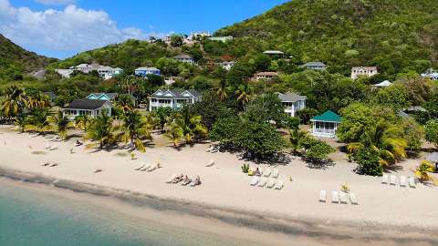 Accommodation - Oualie Beach Resort - Exterior view - Nevis