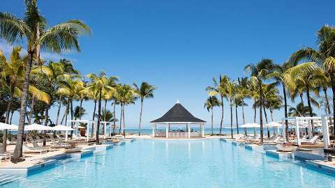 Accommodation - Heritage Le Telfair Golf & Wellness Resort - Pool view - Mauritius