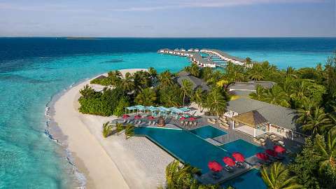 Accommodation - NH Collection Maldives Havodda Resort - Pool view - Male