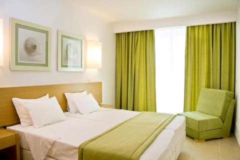 Accommodation - Montegordo Hotel Apartamentos & Spa - Guest room - MONTEGORDO