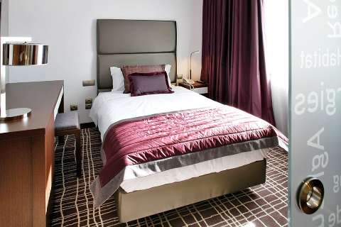 Accommodation - Neya Lisboa Hotel - Guest room - Lisbon
