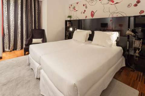Accommodation - Porto Trindade Hotel - Guest room - PORTO