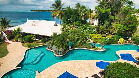 Accommodation - Tropikist Beach Hotel & Resort - Pool view - Tobago