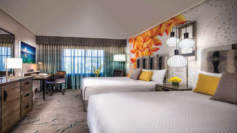 Accommodation - Loews Royal Pacific Resort
 - Guest room - Orlando