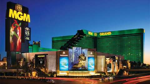 Accommodation - MGM Grand Hotel and Casino - Exterior view - Las Vegas