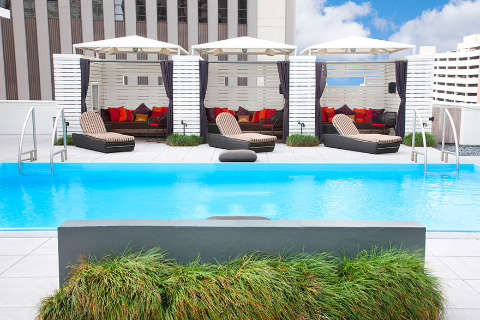Accommodation - Le Meridien New Orleans 
 - Pool view - New Orleans
