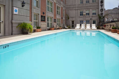Accommodation - Crowne Plaza NEW ORLEANS FRENCH QUARTER - Pool view - New Orleans