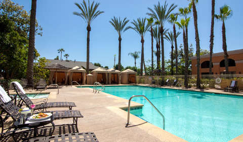 Accommodation - Wyndham Anaheim Garden Grove - Pool view - Anaheim