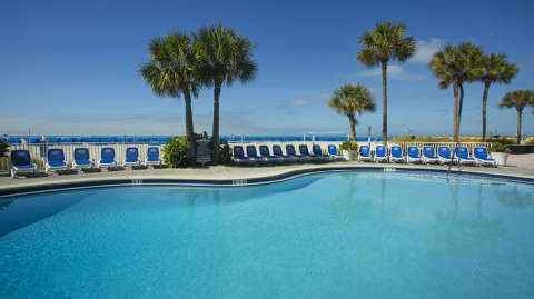 Accommodation - TradeWinds Island Grand Resort - Pool view - St Petersburg, Florida