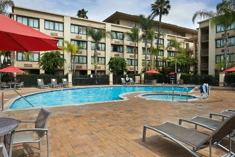 Accommodation - DoubleTree by Hilton Buena Park - Pool view - Buena Park