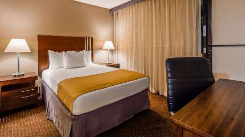 Accommodation - Best Western Yacht Harbor Hotel - Guest room - San Diego