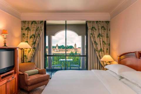 Accommodation - Sheraton Pretoria Hotel - Guest room - Pretoria