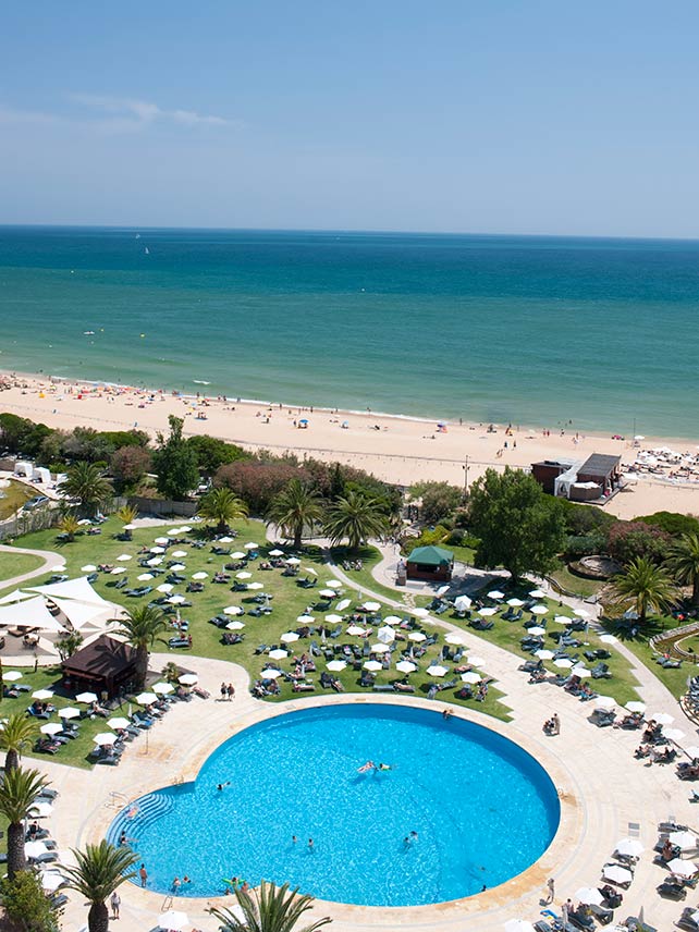 Beach and pool view at Tivoli Marina Vilamoura Algarve Resort. ©Tivoli Hotels & Resorts.