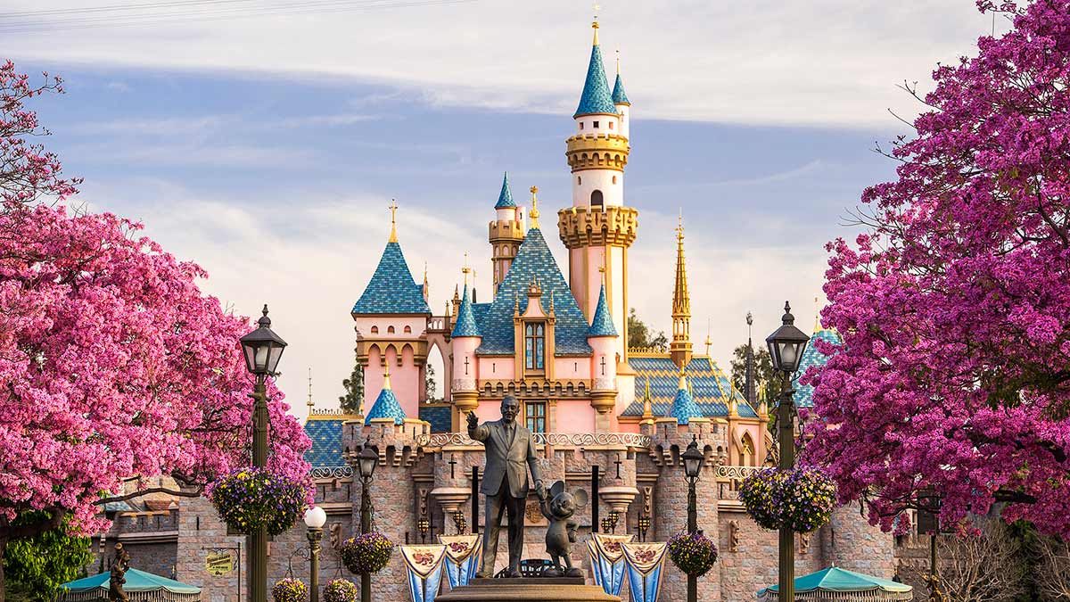 Join in the fantasy at Disneyland, California © Disney