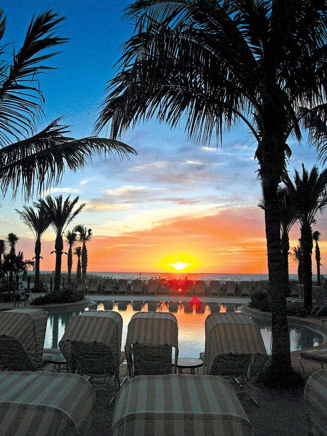 Sunset at Sandpearl Resort, Clearwater Beach. ©2018 Sandpearl Resort.