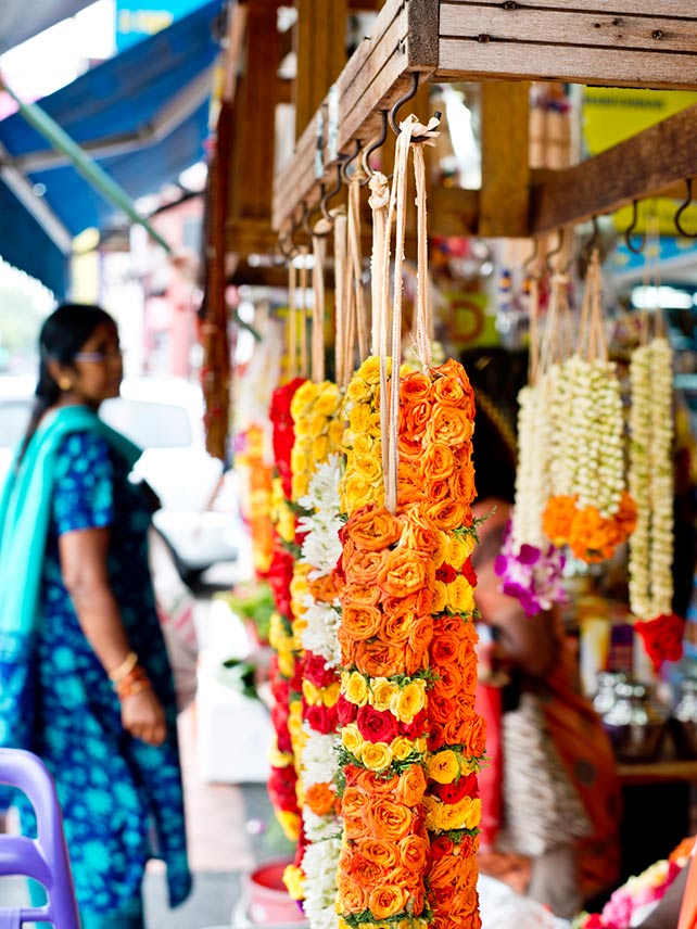 Market stall in Little India, Singapore. ©Tomatoskin.