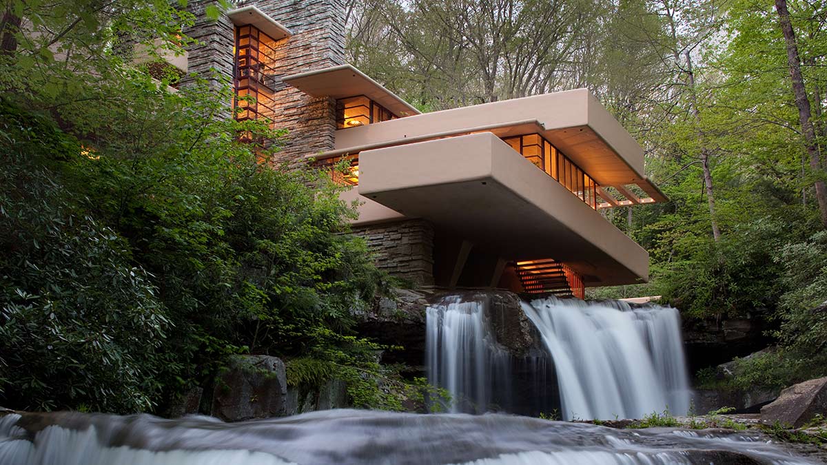 Não perca uma viagem à inesquecível Casa da Cascata em Pittsburgh © Western Pennsylvania Conservancy 	