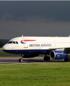 Airbus A319-100 durante a rolagem (fotografia de A. Cooksey - airlineimages.co.uk).