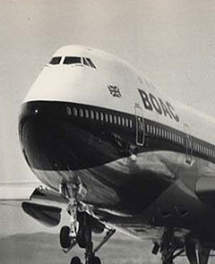 BOAC Boeing 747-136.