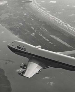 BOAC Boeing 747-136.