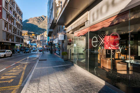 Accommodation - Exe Princep - Exterior view - Escaldes Engordany