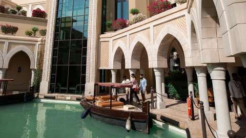 La Qaryat Al Beri, Abu Dhabi