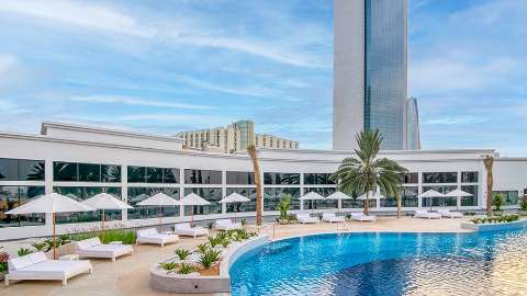 Unterkunft - Radisson Blu Hotel & Resort Abu Dhabi Corniche - Ansicht der Pool - Abu Dhabi