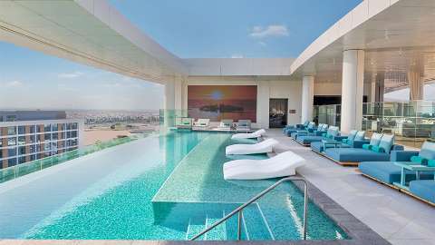 Accommodation - The WB Abu Dhabi Curio Collection by Hilton - Pool view - Abu Dhabi