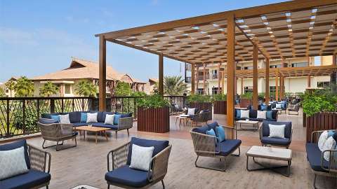 Accommodation - Lapita, Dubai Parks & Resorts Autograph Collection - Bar/Lounge